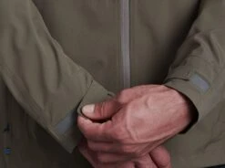 Stretch Voyagr™ Jacket -Sports Clothing Shop 1189 ms stretch voyagr jacket driftwood detail 3 pdp photo