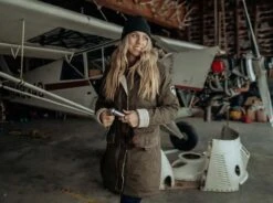 Arktik™ Down Parka -Sports Clothing Shop 2086 036 makc montana mountains fa22 044 min pdp photo