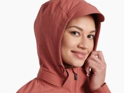 Transcendr® Hoody 12 Transcendr® Hoody -Sports Clothing Shop 2169 ws travrse hoody rosewood detail 2 pdp photo