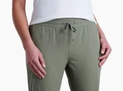 Freeflex™ Metro -Sports Clothing Shop 6292 freeflex metro sage detail 3 pdp photo