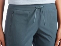 Freeflex™ Move -Sports Clothing Shop 6306 freeflex move rainstorm detail 1 pdp photo