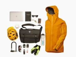 Eskape™ 14 Messenger -Sports Clothing Shop 706 eskape 14 messenger group set 2844 pdp photo