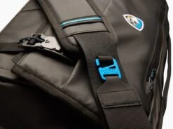 Eskape™ 14 Messenger -Sports Clothing Shop 706 eskape 14 messenger pirateblack detail 10730 pdp photo