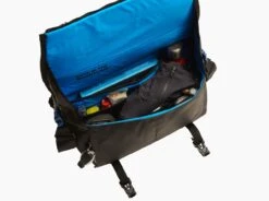 Eskape™ 14 Messenger -Sports Clothing Shop 706 eskape 14 messenger pirateblack details 10874 pdp photo